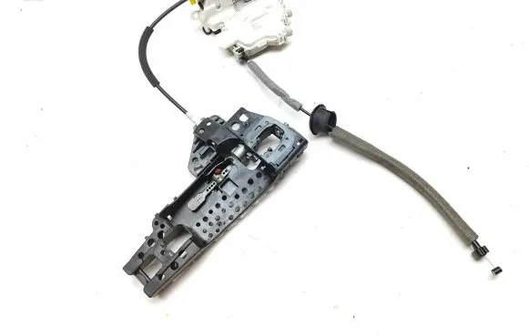 Audi A1 Front door lock 8X1837016C 4271721S