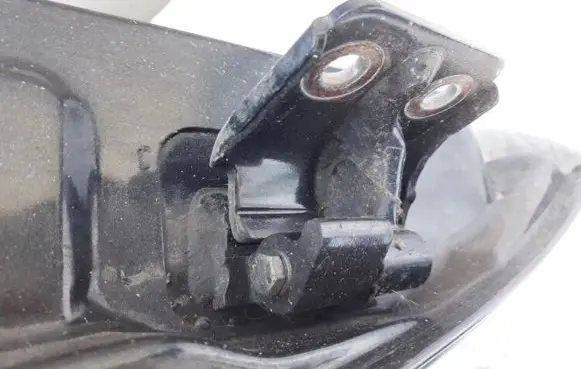 Alfa Romeo 156 Rear door lower hinge