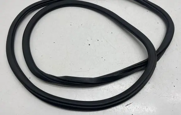 Volkswagen ID.5 Front door rubber seal 11A867911B