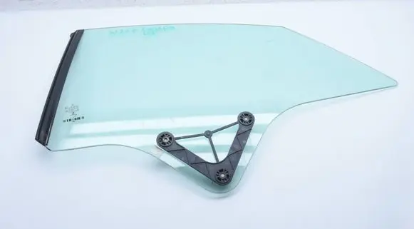 Mercedes-Benz E C207 W207 Front door window glass four-door 43R00050 E000259 DOT24M62AS2