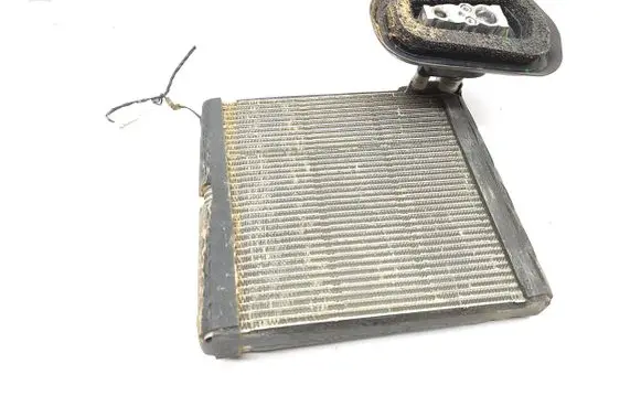 Air conditioning (A/C) radiator (interior)