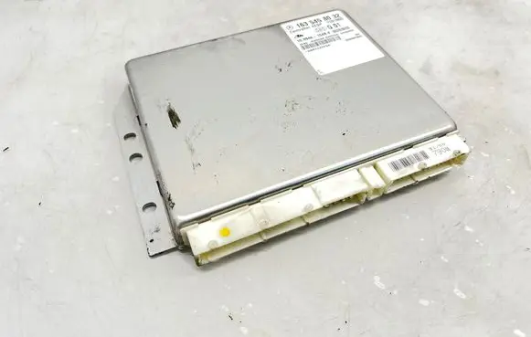 Mercedes-Benz ML W163 ESP (stability system) control unit 1635458032
