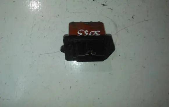 Mazda 626 Heater blower motor/fan resistor hm636040b 5y04e81