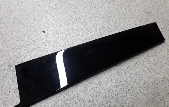 KIA Sportage Rear door glass trim molding 83261R2010
