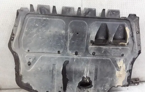 Seat Altea XL Engine splash shield/under tray