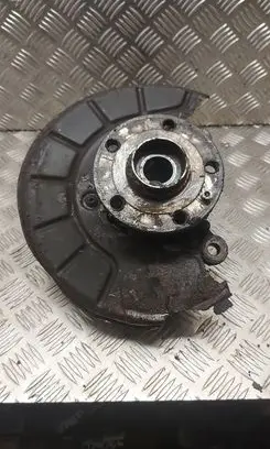 Volkswagen Cross Touran I Front wheel hub