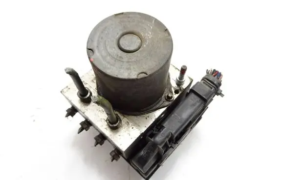 Toyota Avensis T270 ABS Pump 0265952119 51803T0552