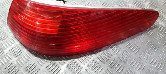 Peugeot 607 Rear/tail lights 2543D
