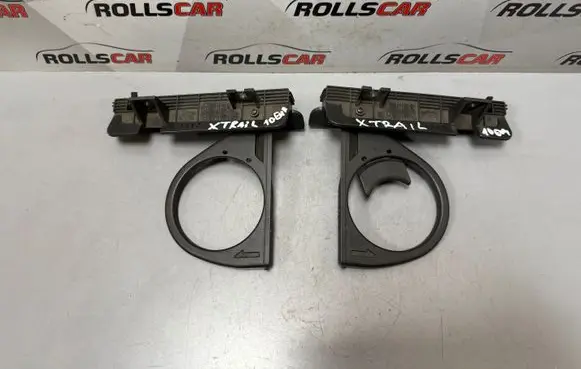 Nissan X-Trail T30 Cup holder 