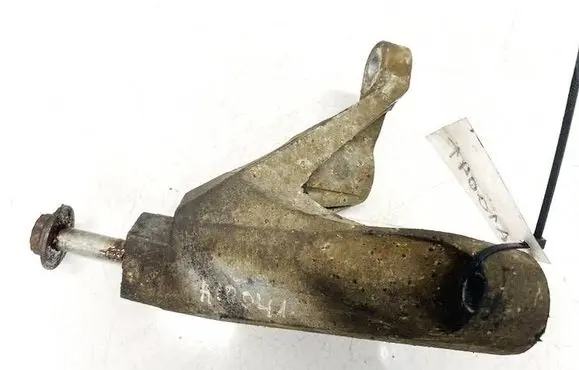 Mazda 3 I Engine mounting bracket