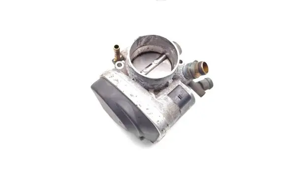 Opel Astra H Electric throttle body valve 55562380 A2C53192017