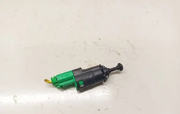 Peugeot RCZ Clutch pedal sensor 95835t02