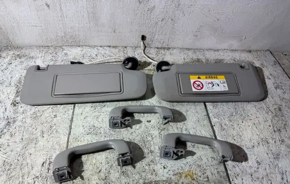 Opel Astra K A set of handles for the ceiling 13589920