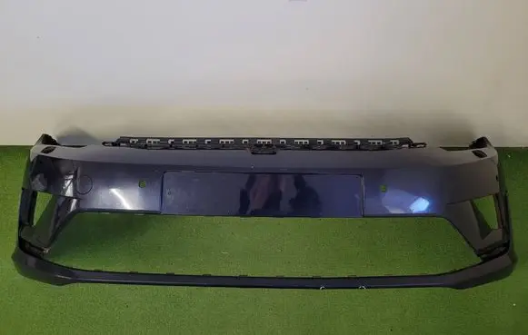 Volkswagen Golf Sportsvan Front bumper 510807221F