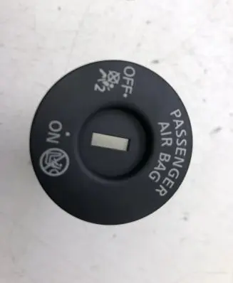 Nissan X-Trail T32 Passenger airbag on/off switch 