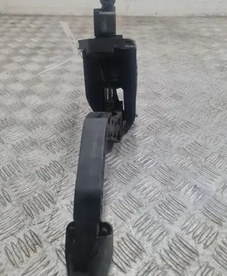 Skoda Octavia Mk2 (1Z) Clutch pedal 1K1721059BC