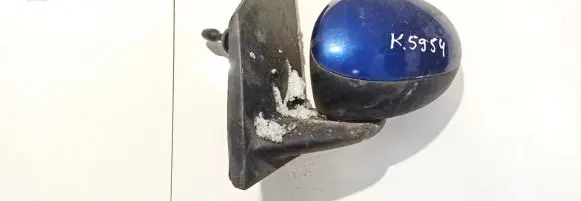 Toyota Aygo AB10 Front door electric wing mirror
