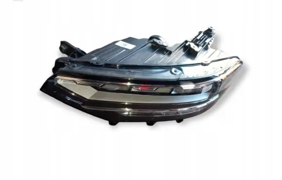 Volkswagen PASSAT B8 Headlight/headlamp 3G1941035P