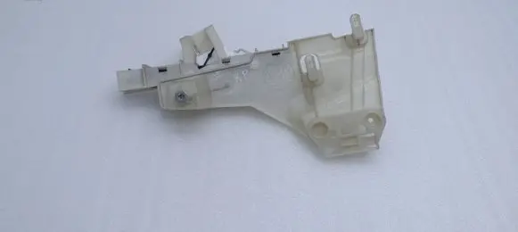 Alfa Romeo Giulia Front door windshield rail C57681103