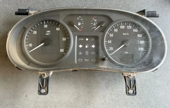 Opel Vivaro Speedometer (instrument cluster) P8200279068B NS7184093C 216754651