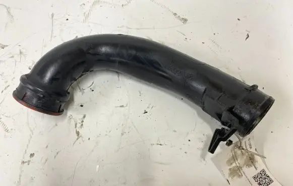 Volvo V50 Intercooler hose/pipe 30741235