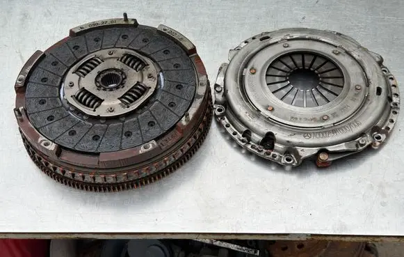 Mercedes-Benz Sprinter W907 W910 Clutch set kit A0002501000 A6540302701