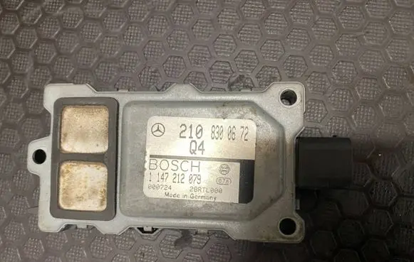 Mercedes-Benz E W211 Sensor 2108300672