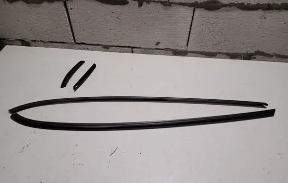 Mini One - Cooper F56 F55 Rear side glass trim 128662-10f