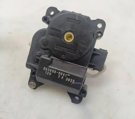 Honda Accord Air flap motor/actuator 0638000041