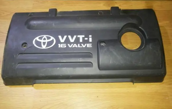 Toyota Avensis T220 Engine cover (trim) 11212-22070 1121222070