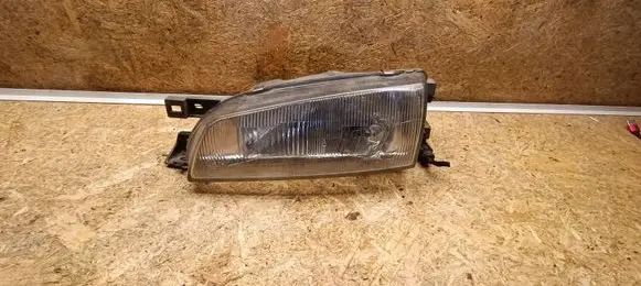 Subaru Impreza I Headlight/headlamp