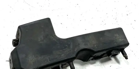 Audi A4 S4 B7 8E 8H Front bumper mounting bracket 8E0807284L 8E0807284