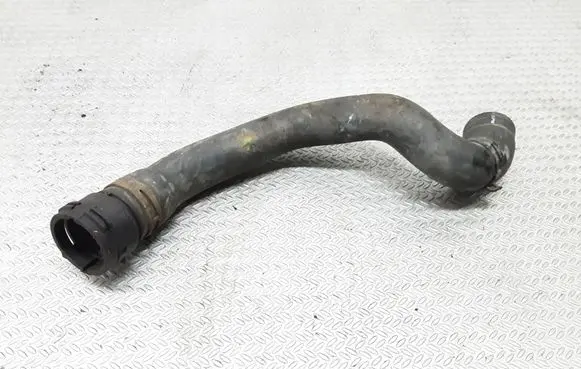 Skoda Octavia Mk2 (1Z) Engine coolant pipe/hose