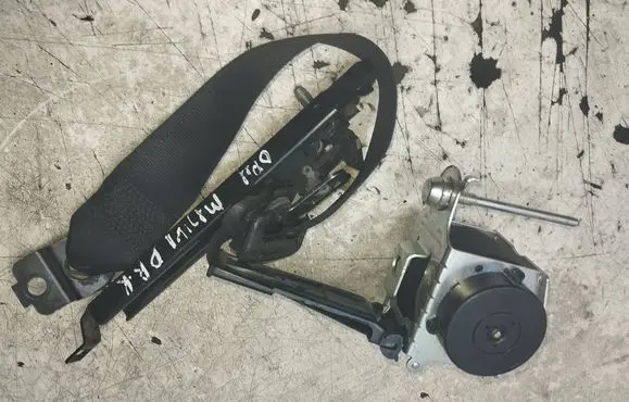 Opel Meriva A Front seatbelt 2020496