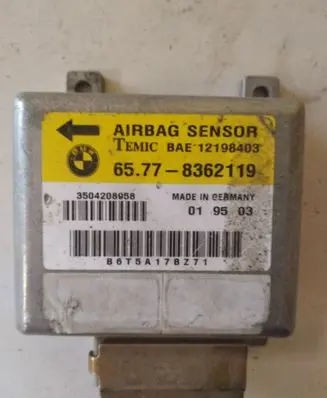 BMW 5 E34 Airbag control unit/module 8362119