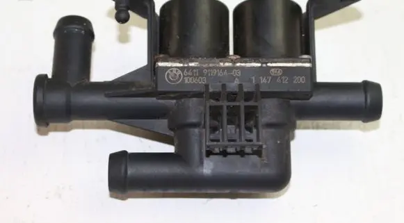 BMW 5 F10 F11 Coolant heater control valve 9119164