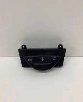 Mercedes-Benz E W211 Suspension ride height/mode switch 2118206610 03751200