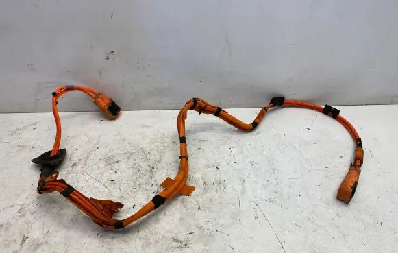 BMW 5 F10 F11 Positive cable (battery) 9245274 9245273