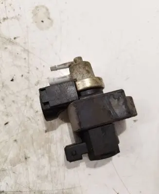 KIA Ceed Vacuum valve 70027200