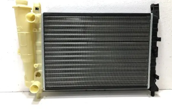 Fiat Uno Coolant radiator 7556135 7739937 7652127