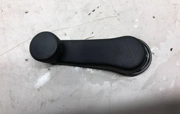 Skoda Roomster (5J) Front door window winding handle 1H0837581D