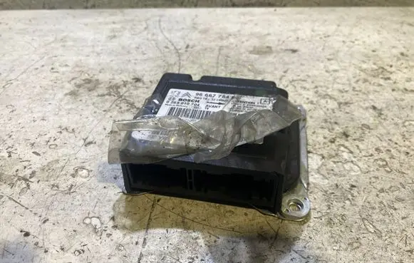 Peugeot 5008 Airbag control unit/module 9666775480 0285010704 YBSN01055