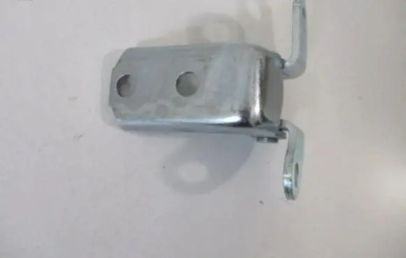 Peugeot 107 Rear door lower hinge 9035S7