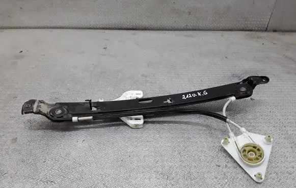 Seat Altea XL Rear window lifting mechanism without motor