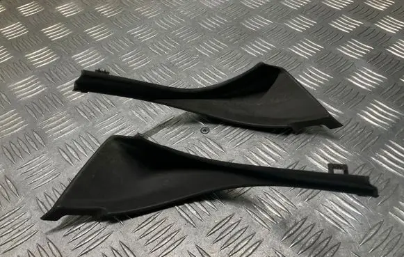 Nissan Cube Z12 Windshield trim 668941FA0A 668951FA0A