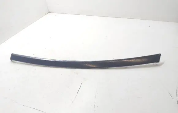 BMW 3 E90 E91 Front door trim bar 9145408