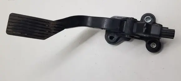 Peugeot 4007 Accelerator throttle pedal MN101543