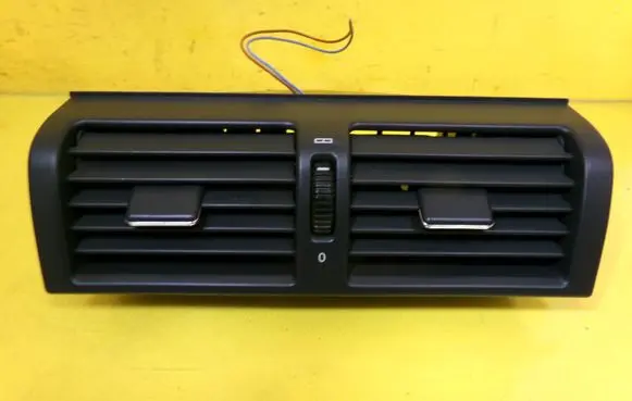 Mercedes-Benz E W210 Dash center air vent grill 2108301554