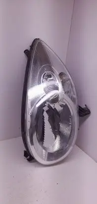 Peugeot 107 Headlight/headlamp 89557678
