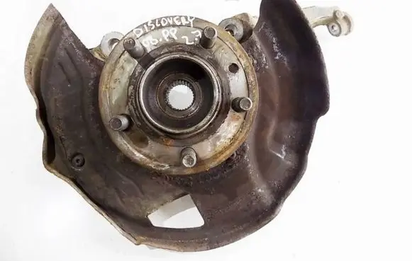 Land Rover Discovery 3 - LR3 Front wheel hub spindle knuckle